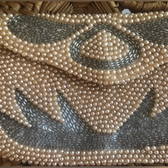 Cream and Silver Satin Beaded Clutch/Purse - Picture 5 of 12